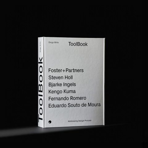 Impressão offset premium do livro "Toolbook" de Diogo Brito 01