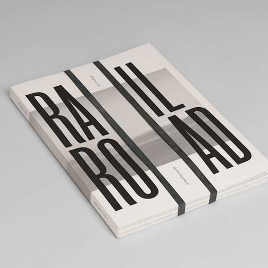 Impressão offset premium do livro "Rail Road". Acabamento especial: Baixo relevo 03